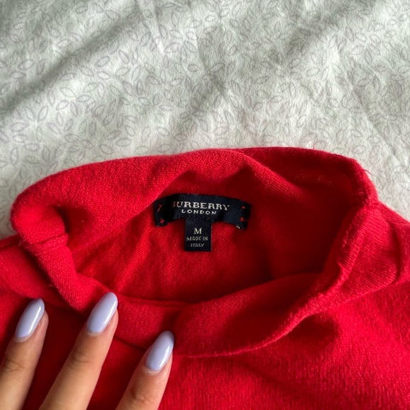 Burberry red knit sweater - Picture 2 of 5